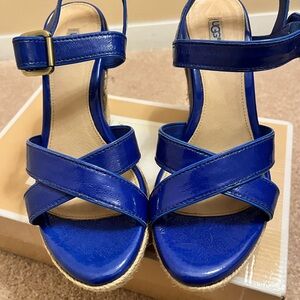 UGG Platform Wedge Sandal Sz7 in Royal Blue